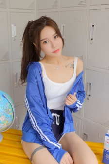 便利店店長(zhǎng)的話要聽(tīng)從動(dòng)漫