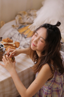 學生豐滿乳房精油