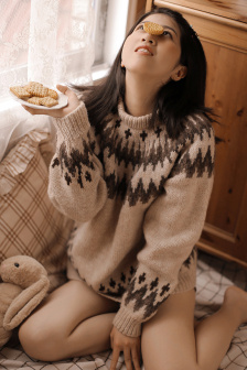 催眠媽媽和姐姐的幸福時(shí)光怎么寫