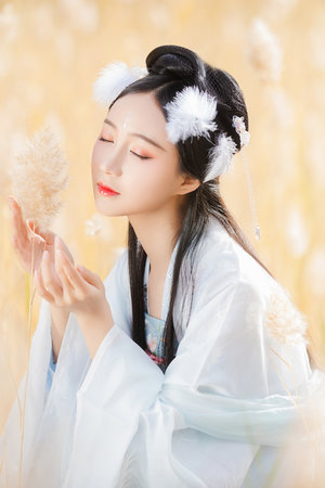 真實偷拍女尿正面