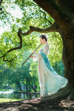 亞洲精品在線觀看