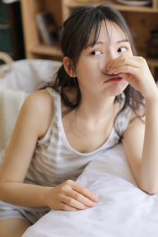 寶寶腿趴開一點就不會疼的原因分析